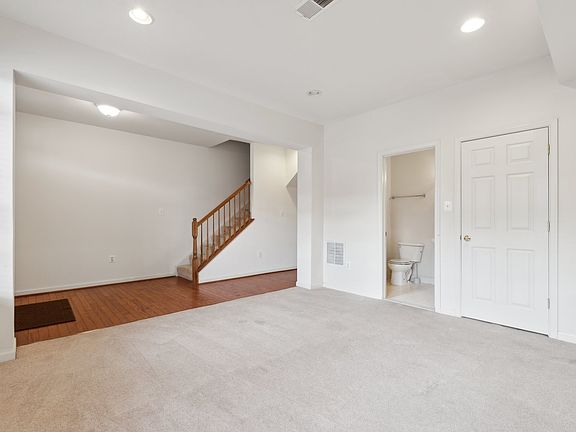 3rd image of 44216 Navajo Dr