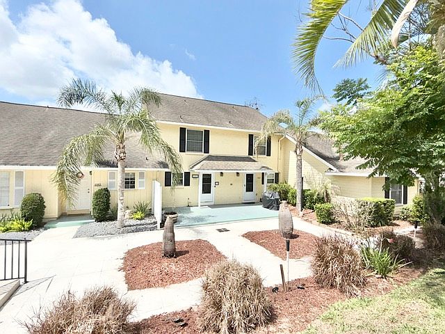 1st image of 1355 Villa Ln