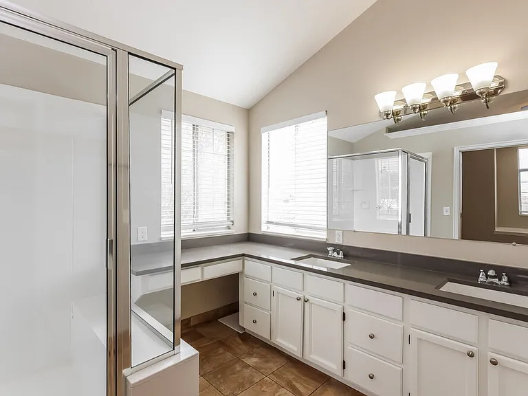 2269 W Bennion Heights Cir — Photo 12