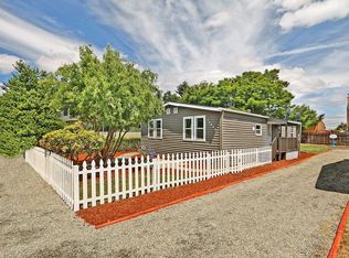 10622 2nd Ave SW, Seattle, WA 98146