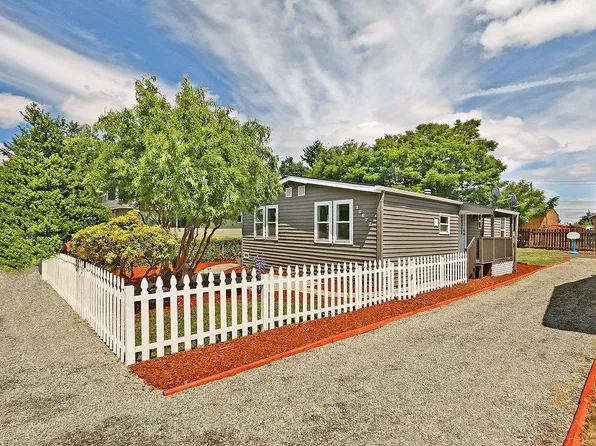 10622 2nd Ave SW, Seattle, WA 98146