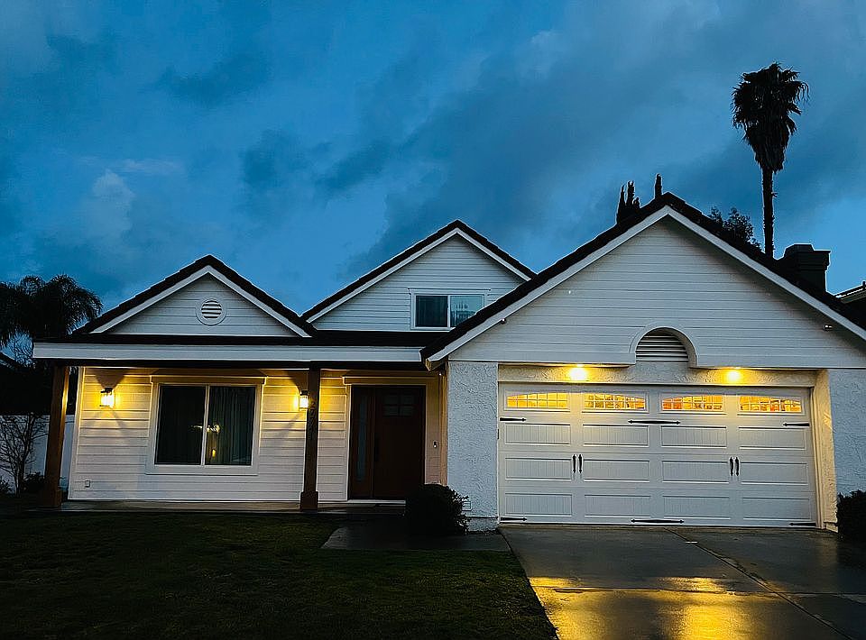 2nd image of 27741 Buckskin Dr