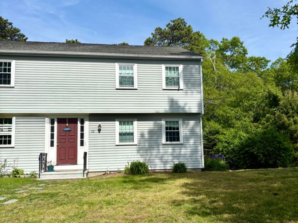 32-34 Blackberry Ln #32