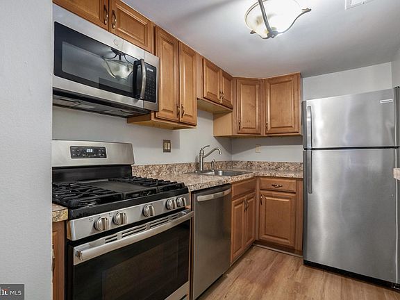 3rd image of 283 Shawmont Ave APT C