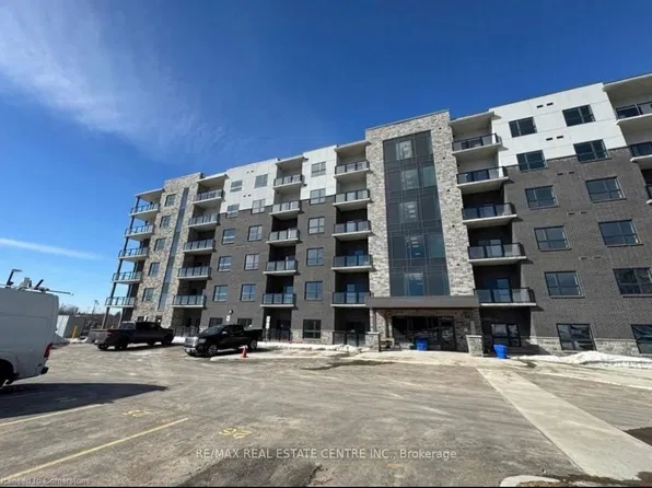 1000 Lackner Pl #312, Kitchener, ON N2A 0L9