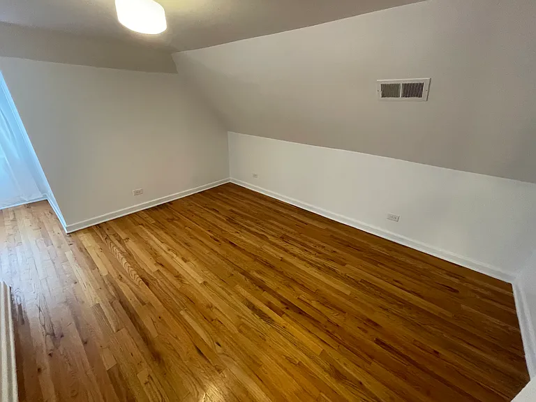 1620 E 6th Ave — Photo 10
