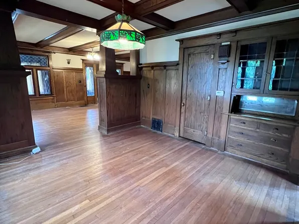 206 Center St, Hume, IL 61932