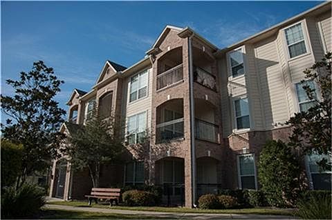 4th image of 6607 Lake Woodlands Dr APT 114