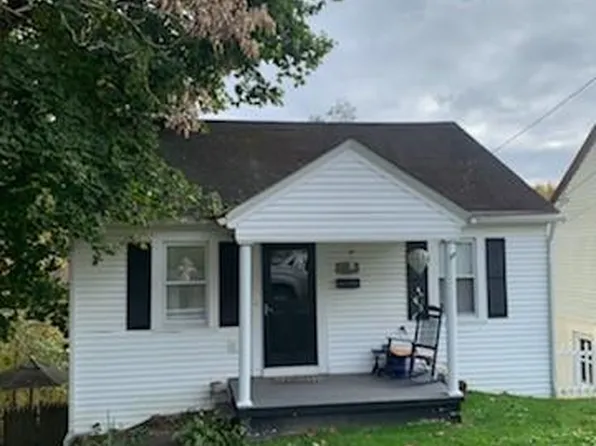 616 Piccadilly St, Charleston, WV 25302