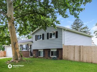 2831 Millvale St, Columbus, OH 43232