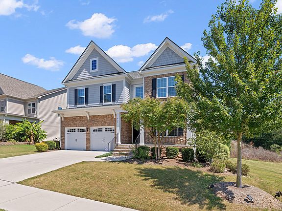 3rd image of 435 Gartrell Way