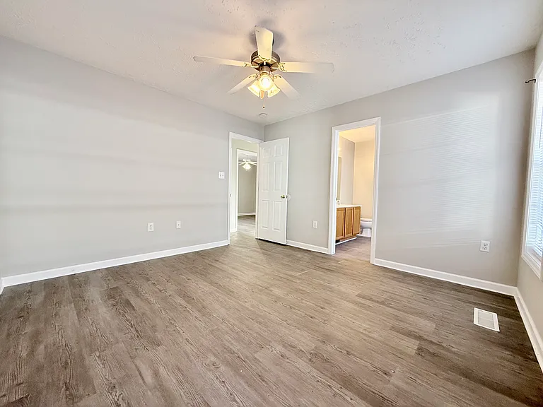 52 Linsey Ct — Photo 46