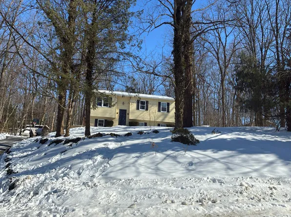 1045 Elwood St, Narvon, PA 17555
