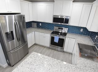 574 NW Sherbrooke Ave, Port Saint Lucie, FL 34983