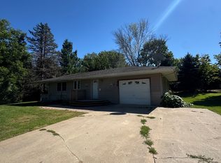 31282 141st Ave, New Prague, MN 56071