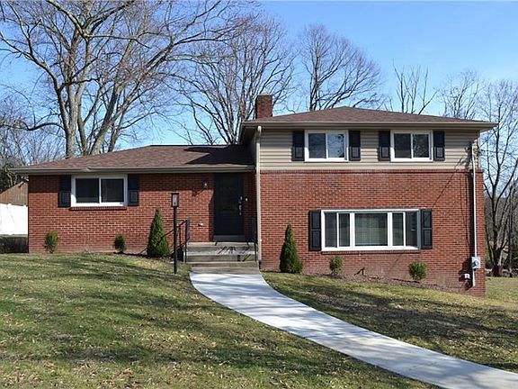 2nd image of 3339 Woodland Dr