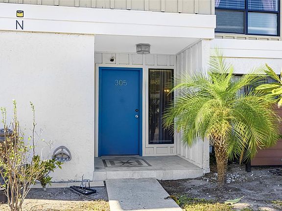 3rd image of 4001 Beneva Rd APT 305