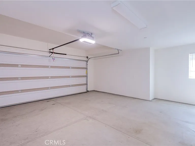 3921 S Jolly Paseo — Photo 36