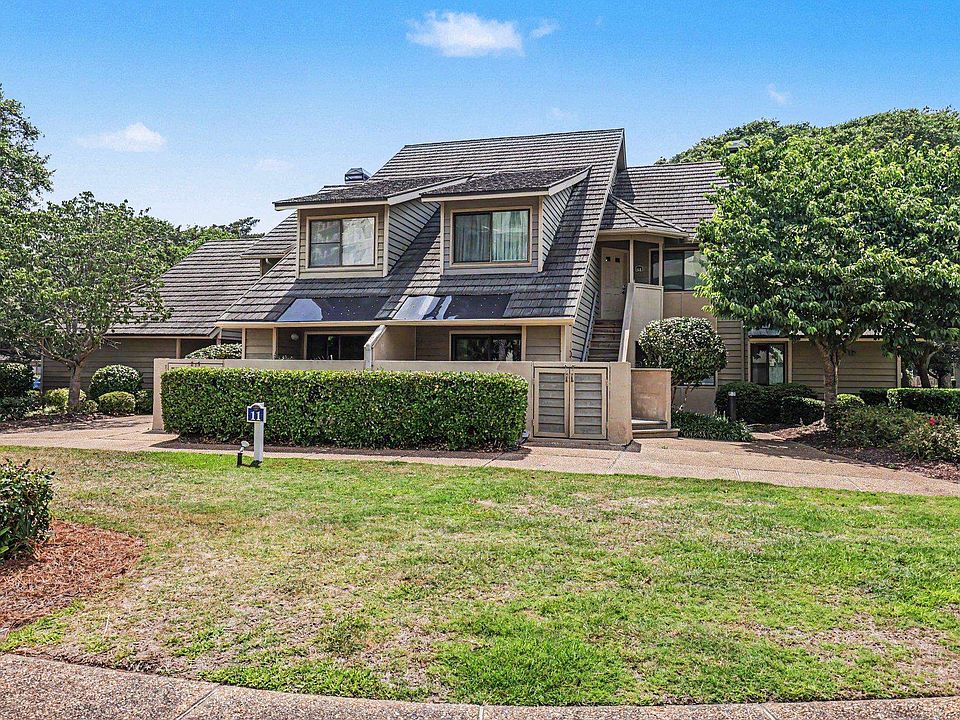 1st image of 122 Hartland Dr. #11-C