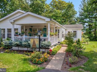 42 Elder Ct, New Hope, PA 18938