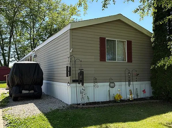 108 S Sycamore St, Wilton, IA 52778
