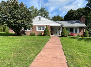 204 Hale St, Pearisburg, VA 24134