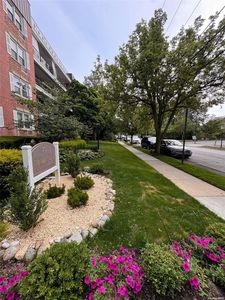 70 N Grove St #4E, Freeport, NY, 11520
