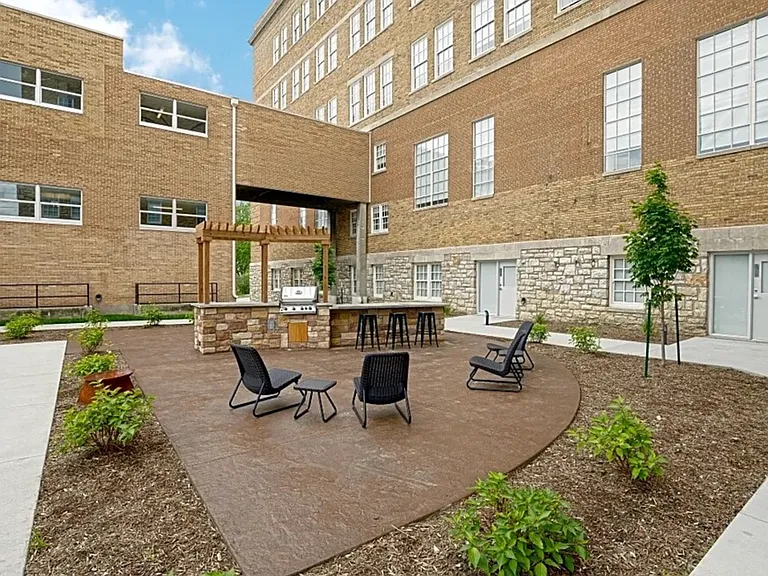 West Side Lofts — Photo 17