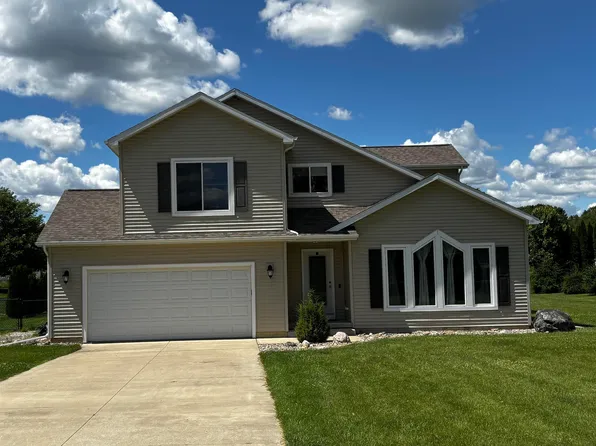 4079 Erin Ct, Pleasant Lake, MI 49272