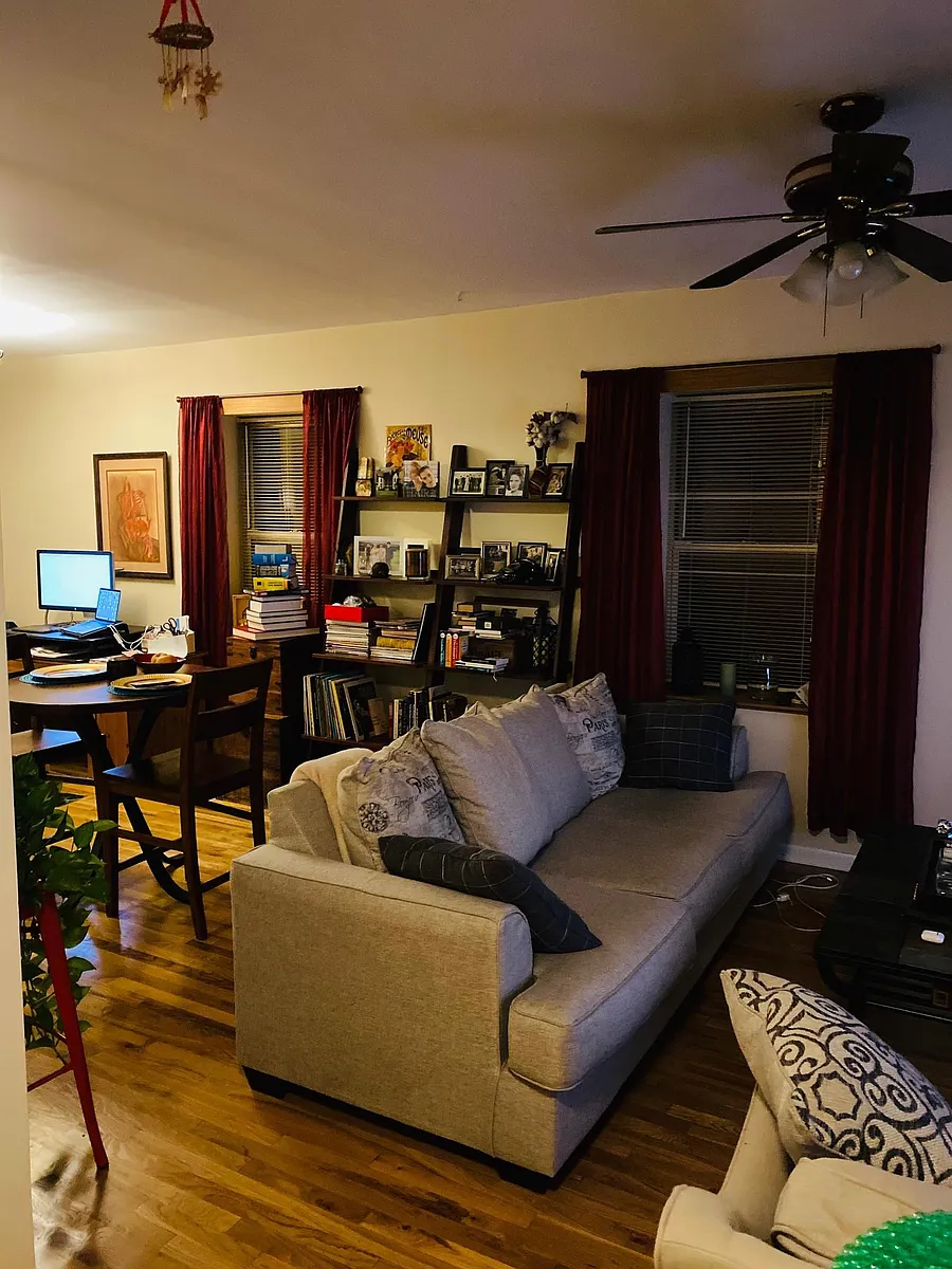 Building Photo - 1112 N Ashland Ave #1