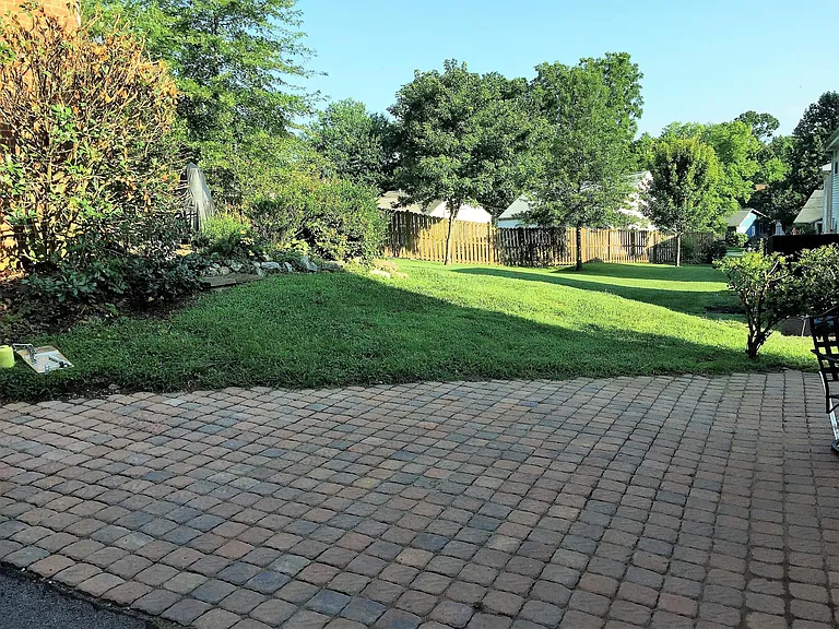 3911 Westlawn Pl — Photo 4