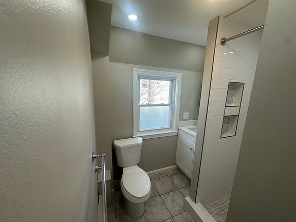 5th image of 55 Summit St