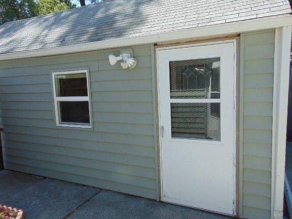 5th image of 114 Orchard Ln
