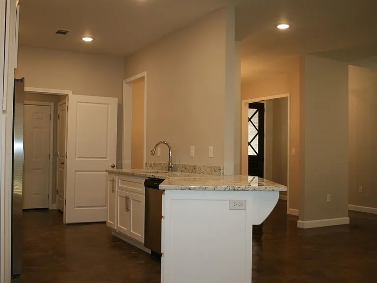 541 Wiregrass Way — Photo 9