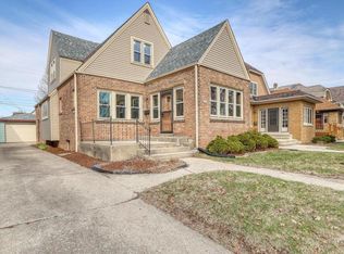 2609 N 61st St, Milwaukee, WI 53213