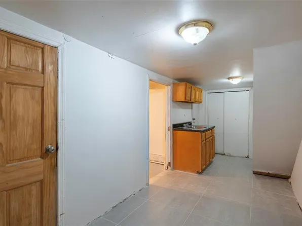 94-67 44th Avenue image 18 of 26