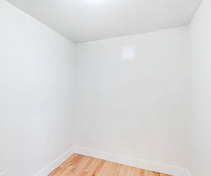 11 Stanton St #4D — Photo 10