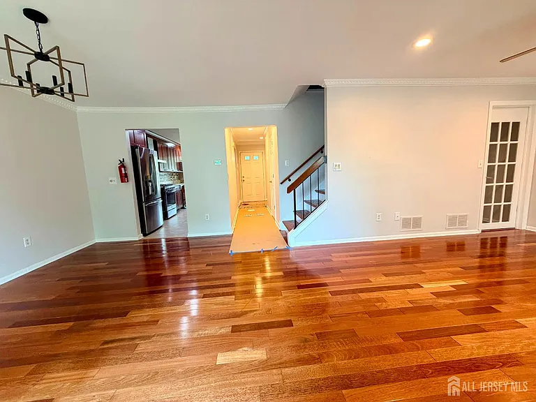 12 Dogwood Dr — Photo 2