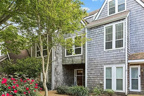 4 Spinnaker Ln Photo 1