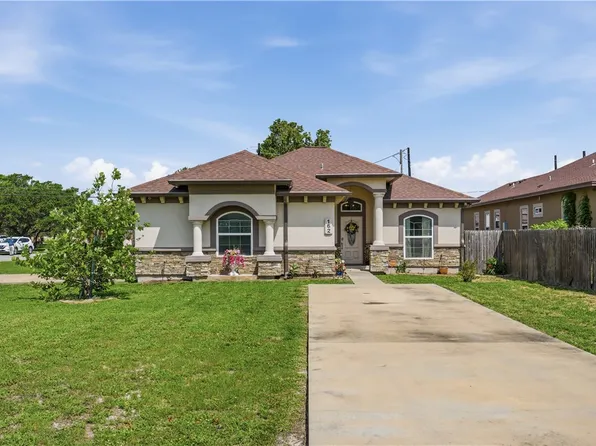 162 S 11th St, Aransas Pass, TX 78336