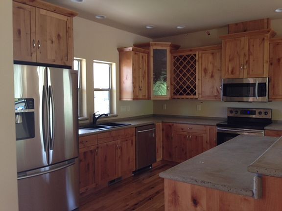 4th image of 20 Cobb Ct