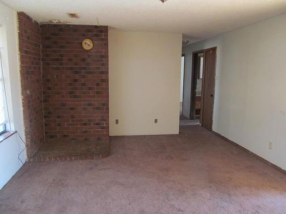 2nd image of 134 Madison 7254 St #7254