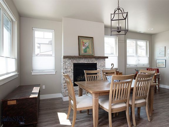5th image of 2645 Blackbird Dr