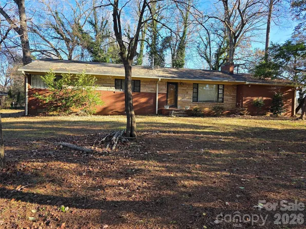 6600 Elmwood Cres, Charlotte, NC 28214