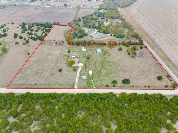 18510 Hilltop Ln, Nevada, TX 75173