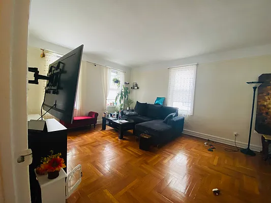 Rented by Aventana | media 3