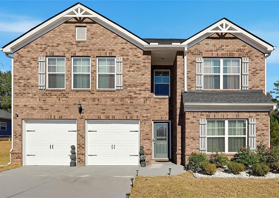 1st image of 55 Twin Lakes Dr