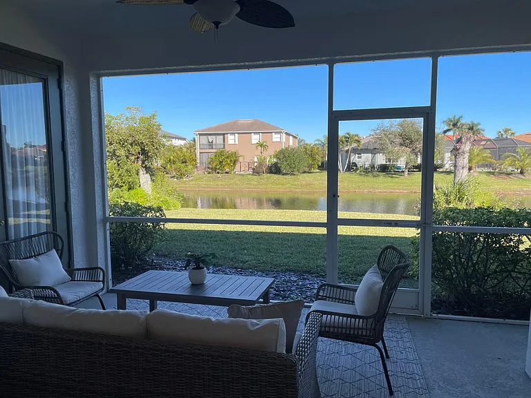 Screened-in Lanai