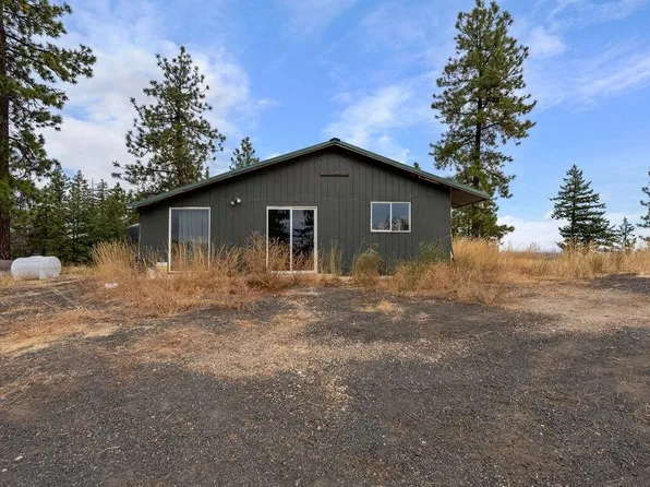 8605 W Cross Cut Rd, Deer Park, WA 99006