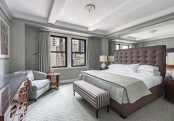 4th image of 160 Central Park S #1918
